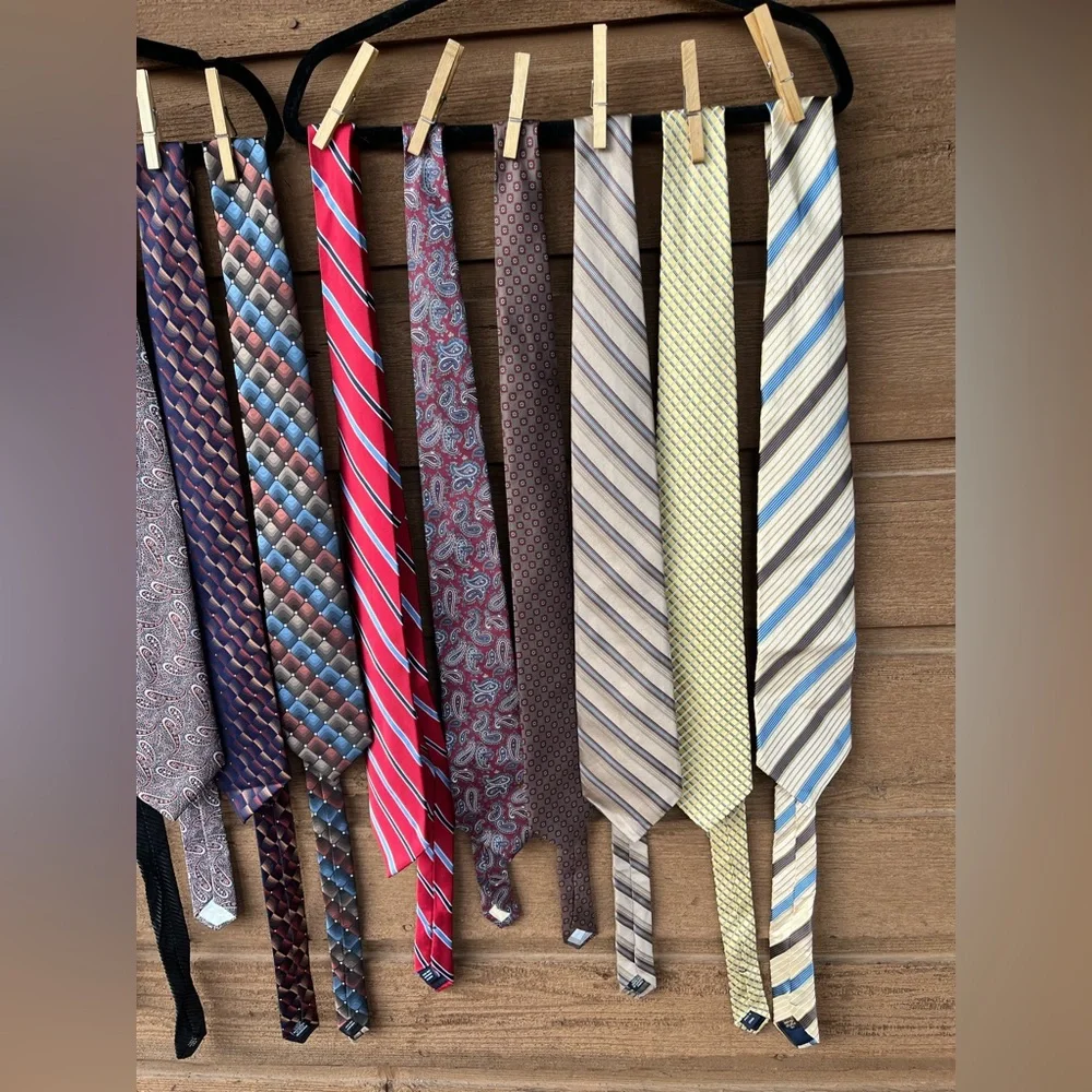 19 ties in like new condition. Name brands.